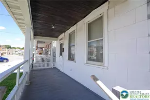 135 S 2nd St, Lehighton Boro, PA 18235 - Photo 4