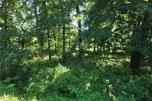 528 Rosewood Dr, Lehigh Township, PA 18067 - Photo 6