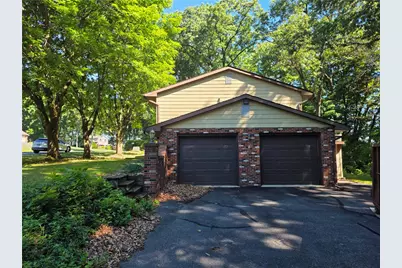 528 Rosewood Drive, Lehigh Township, PA 18067 - Photo 4