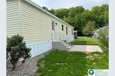 342 Upper Phme South Drive, Middle Smithfield, PA 18302 - Photo 4