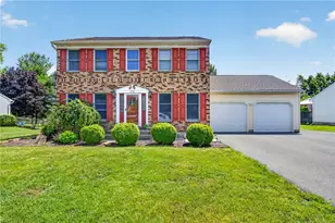 175 E Beil Ave, Nazareth Boro, PA 18064 - Photo 2