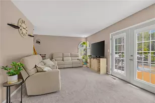 175 E Beil Ave, Nazareth Boro, PA 18064 - Photo 20