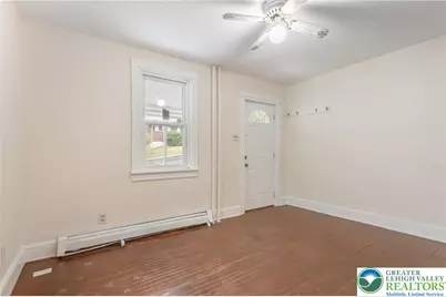 580 S Benner Avenue, Fountain Hill Boro, PA 18015 - Photo 8