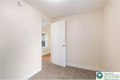 580 S Benner Avenue, Fountain Hill Boro, PA 18015 - Photo 22