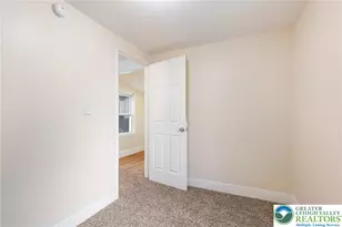 580 S Benner Ave, Fountain Hill Boro, PA 18015 - Photo 22
