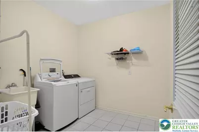 560 Quaker Ridge Terrace, Williams Township, PA 18042 - Photo 20