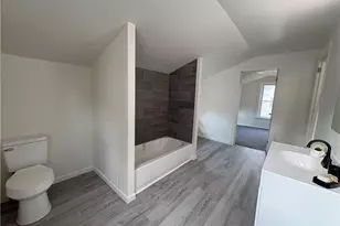 119 E Washington St, Slatington Boro, PA 18080 - Photo 18