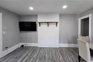 883 N Locust St, Hazle Township, PA 18201 - Photo 16