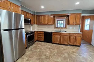 883 N Locust St, Hazle Township, PA 18201 - Photo 18