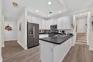 1820 Felicity Ln, Lower Saucon Township, PA 18055 - Photo 10