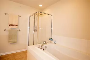 8608 Mayfair Ct, Upper Macungie Township, PA 18031 - Photo 22
