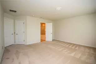 8608 Mayfair Ct, Upper Macungie Township, PA 18031 - Photo 18