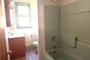 457 Nichols St, Pottsville, PA 17901 - Photo 10