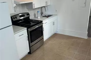 139 8th St, Allentown City, PA 18101 - Photo 2