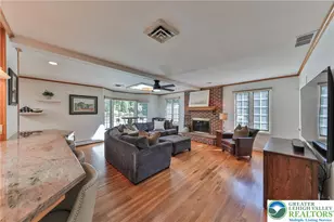 3557 Southwood Dr, Palmer Twp, PA 18045 - Photo 4