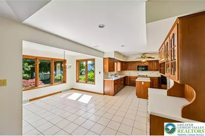 4403 Newton Circle, Lower Macungie Township, PA 18049 - Photo 16