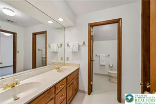 4403 Newton Cir, Lower Macungie Township, PA 18049 - Photo 46