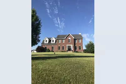 211 Bushkill Terr, Bushkill Twp, PA 18064 - Photo 2