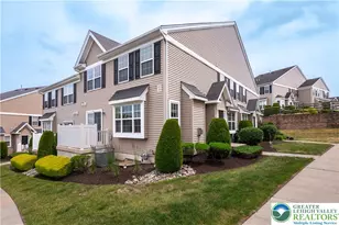 4165 Bunker Hill Dr, Coopersburg Boro, PA 18036 - Photo 2