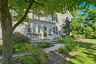 222 Bastian Ln, Upper Macungie Township, PA 18104 - Photo 2