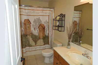 4435 Steuben Road #B (2nd Floor), Lower Nazareth Twp, PA 18020 - Photo 8