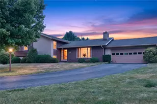 3548 Ironstone Ct, Bethlehem Township, PA 18020 - Photo 2