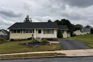 2730 Mosser St, Allentown City, PA 18103 - Photo 2