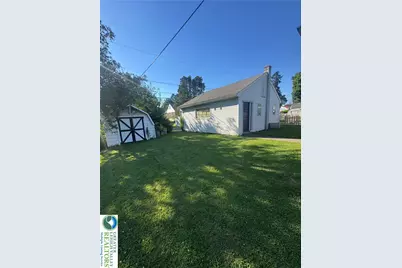 880 New York Avenue, Hellertown, PA 18055 - Photo 2