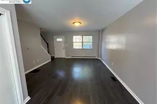 811 Armour St, Allentown City, PA 18103 - Photo 4