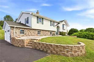3823 Dogwood Rd, Lehigh Township, PA 18038 - Photo 4