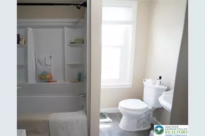 128 E Spruce Street, Bethlehem City, PA 18018 - Photo 12