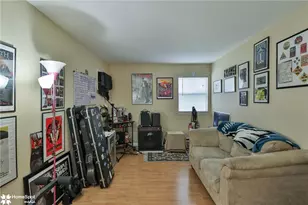 1330 S 9th St, Allentown City, PA 18103 - Photo 30