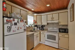 1330 S 9th St, Allentown City, PA 18103 - Photo 20