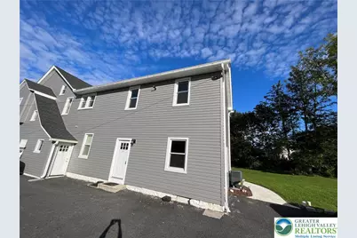 5880 Sullivan Trail #B, Plainfield Township, PA 18064 - Photo 2