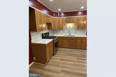 317 N 13th Street, Allentown City, PA 18102 - Photo 2