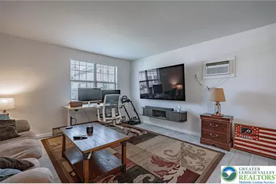 25 N 8th Street, Emmaus Boro, PA 18049 - Photo 6