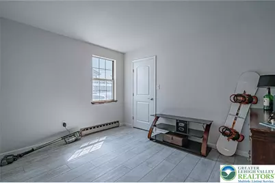25 N 8th Street, Emmaus Boro, PA 18049 - Photo 16