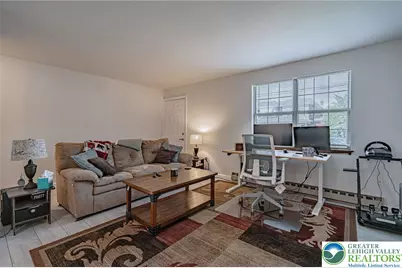 25 N 8th Street, Emmaus Boro, PA 18049 - Photo 8