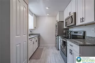 25 N 8th St, Emmaus Boro, PA 18049 - Photo 12