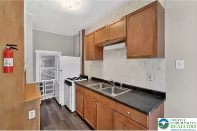 265 Bertsch E #3, Lansford Boro, PA 18232 - Photo 6