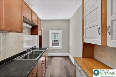 265 Bertsch E #3, Lansford Boro, PA 18232 - Photo 4