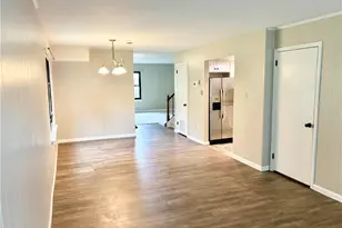 1726 Saratoga Ct, South Whitehall Township, PA 18104 - Photo 12