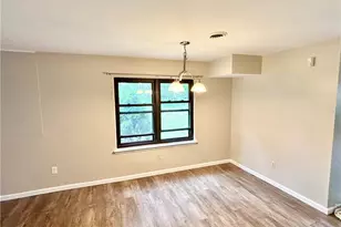 1726 Saratoga Ct, South Whitehall Township, PA 18104 - Photo 8