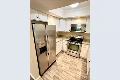 1726 Saratoga Court, South Whitehall Township, PA 18104 - Photo 6