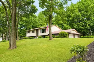 525 Pinewood Rd, East Penn Twp, PA 18235 - Photo 2