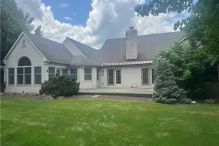 1005 Buckingham Dr, Salisbury Township, PA 18103 - Photo 10