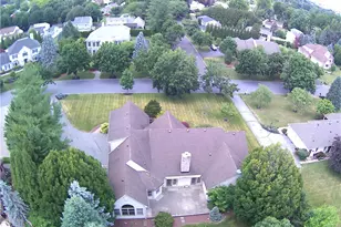 1005 Buckingham Dr, Salisbury Township, PA 18103 - Photo 6