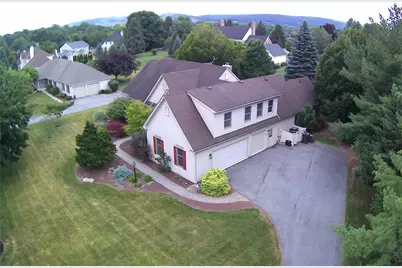 1005 Buckingham Drive, Salisbury Township, PA 18103 - Photo 4