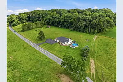 9868 Stagecoach Road, Albany Twp, PA 19529 - Photo 2