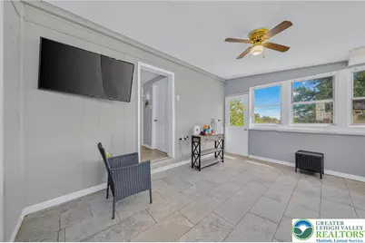 2111 N 1st Avenue, Whitehall Township, PA 18052 - Photo 28